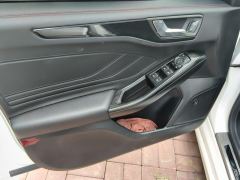 Ford Focus EcoBoost 180 ST Line - ფოტო 12