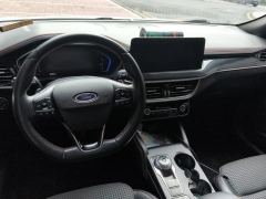 Ford Focus EcoBoost 180 ST Line - ფოტო 16