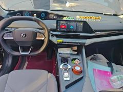 Changan UNI-V Zhidian iDD 1.5T 113km Smart cool type - ფოტო 16