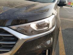Ford Edge PLUS EcoBoost 245 Two-Wheel Drive Premium Sharp Edition 7-seater - ფოტო 4