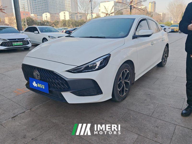 MG5 180DVVT CVT Youth Luxury Edition - car from China