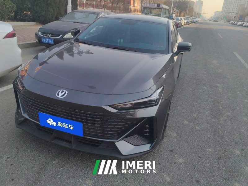 Changan UNI-V 1.5T Premium Edition - ავტომობილი ჩინეთიდან