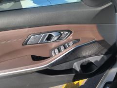 BMW 3 Series 320Li M Sport Package - ფოტო 12