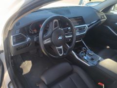 BMW 3 Series 320Li M Sport Package - ფოტო 16