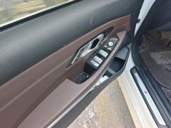 BMW 3 Series 320i M Sport Package - ფოტო 13