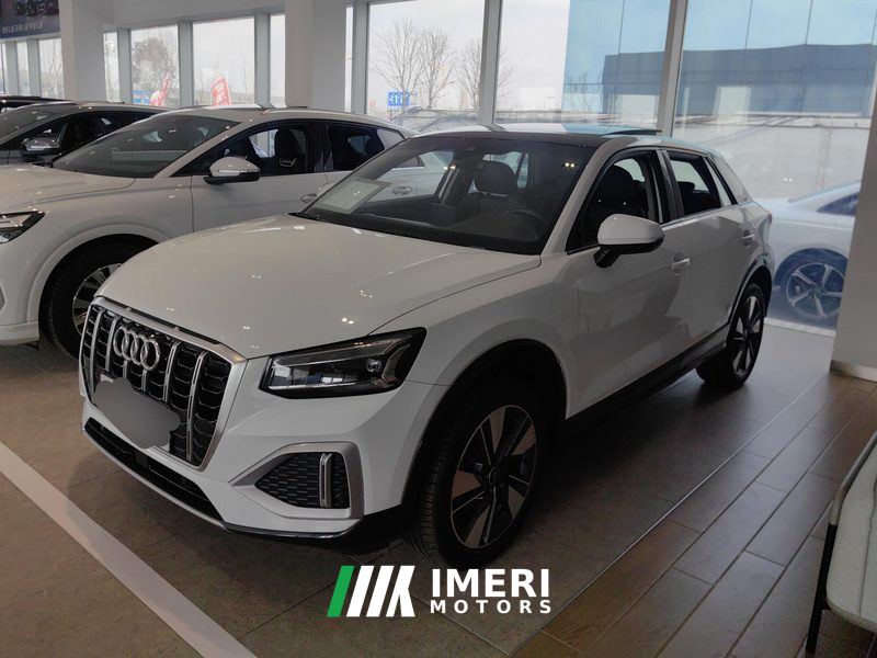 Audi Q2L 35 TFSI Fashion Elegance - автомобиль из Китая