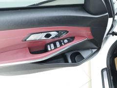 BMW 3 Series 320i M Sport Package - ფოტო 13