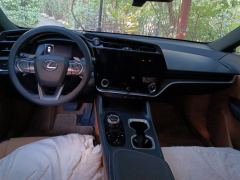 Lexus RZ 450e Enjoy Edition - фото 16