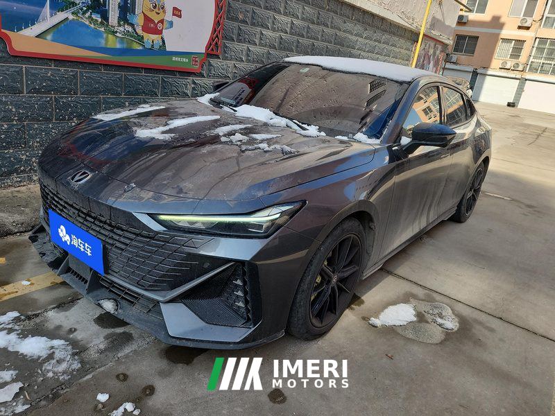 Changan UNI-V 1.5T Premium Version - ავტომობილი ჩინეთიდან