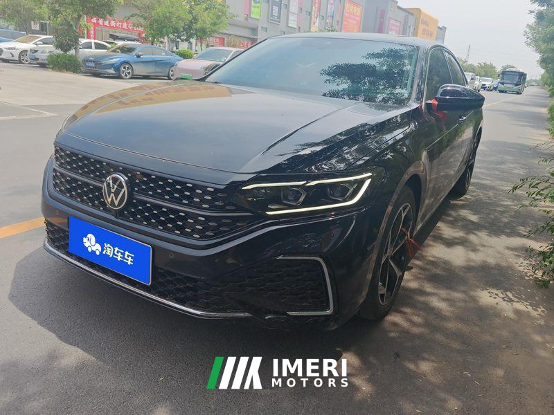 Volkswagen Passat Facelift 330TSI Star Deluxe Edition - ავტომობილი ჩინეთიდან