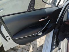 Toyota Corolla Dual-Engine 1.8L Pioneer Edition - фото 12