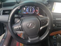 Lexus ES 200 Excellence Edition - photo 18