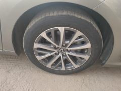 Lexus ES 200 Excellence Edition - photo 6