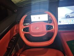 Dongfeng Yipai 008 BEV 636Max 5-seater - photo 18
