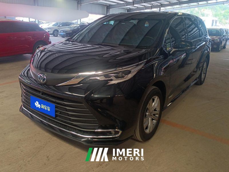 Toyota Sienna Dual-Engine 2.5L Comfort Edition - car from China