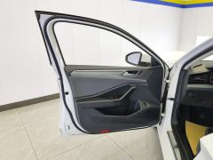Volkswagen Jetta 200TSI Edition - ფოტო 12