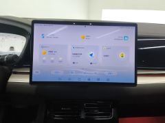 BYD Han DM-i Champion Edition 1.5T 121km Precursor Honorable Type - ფოტო 17