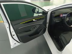Dongfeng Yixuan MAX 1.5T Version PHEV Edition - ფოტო 12