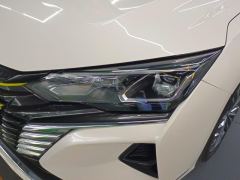 Dongfeng Yixuan MAX 1.5T Version PHEV Edition - ფოტო 4