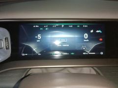 Denza D9 DM-i 1.5T 180km AWD Version 7 - фото 20