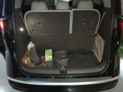 Denza D9 DM-i 1.5T 180km AWD Version 7 - фото 7