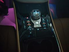 Denza D9 DM-i 1.5T 190km AWD Version 7 - ფოტო 19