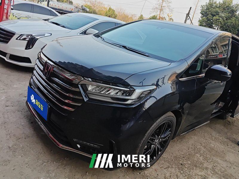 Honda Odyssey 2.0L Sharp Luxury Edition 7-seater