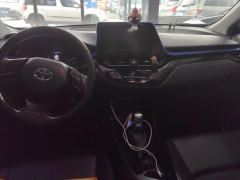 Toyota C-HR 2.0L Luxury - ფოტო 16