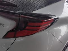 Toyota C-HR 2.0L Luxury - ფოტო 5