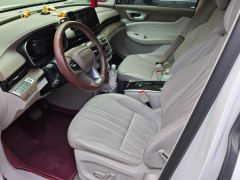 Roewe iMAX8 400TGI Supreme Edition - photo 14