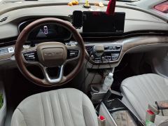 Roewe iMAX8 400TGI Supreme Edition - photo 16