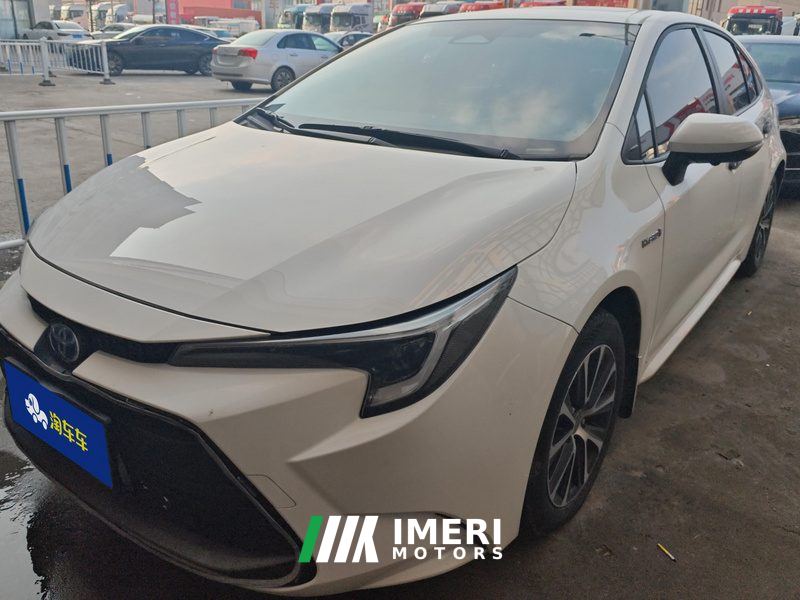 Toyota Levin Dual-Engine 1.8L Luxury Edition - автомобиль из Китая