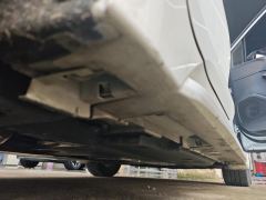 Toyota Levin Dual-Engine 1.8L Luxury Edition - фото 10