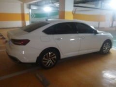Volkswagen Lavida Langham 1.5L Automatic Five Million Edition - фото 2