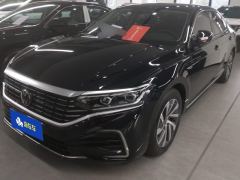 Volkswagen Passat - ფოტო 1