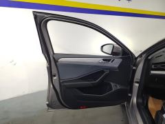 Volkswagen Jetta 300TSI Edition - ფოტო 12
