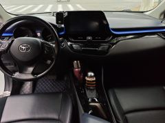 Toyota C-HR 2.0L Luxury - ფოტო 16