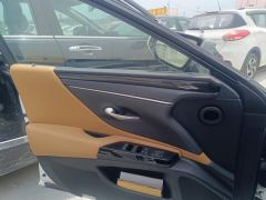 Lexus ES 200 Excellence Edition - ფოტო 13