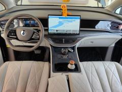 Denza D9 DM-i 1.5T 190km Premium Version 7 - ფოტო 16