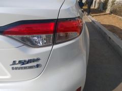 Toyota Levin Dual-Engine 1.8L Luxury Edition - фото 5
