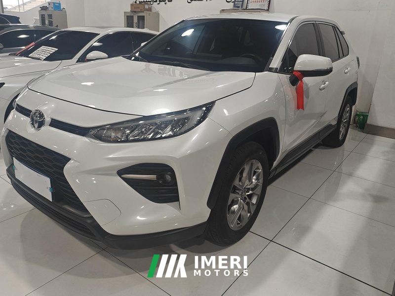 Toyota Wildlander 2.0L 2WD Leading Edition