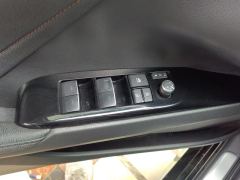 Toyota Camry 2.0GVP Leading Edition - ფოტო 13