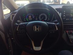 Honda Elysion PHEV 2.0L Luxury Edition - ფოტო 18