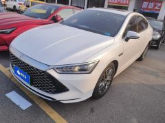 BYD Qin PLUS DM-i 55km Flagship - фото 1