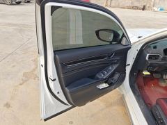 Honda Accord PHEV 2.0L E-CVT Edition - ფოტო 12