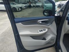 Roewe iMAX8 2.0T Supreme Edition - photo 12