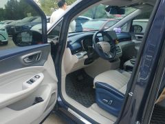 Roewe iMAX8 2.0T Supreme Edition - photo 14