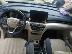 Roewe iMAX8 2.0T Supreme Edition - photo 16