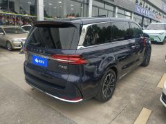 Roewe iMAX8 2.0T Supreme Edition - photo 2
