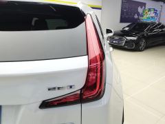 Cadillac XT4 28T FWD Luxury - ფოტო 5